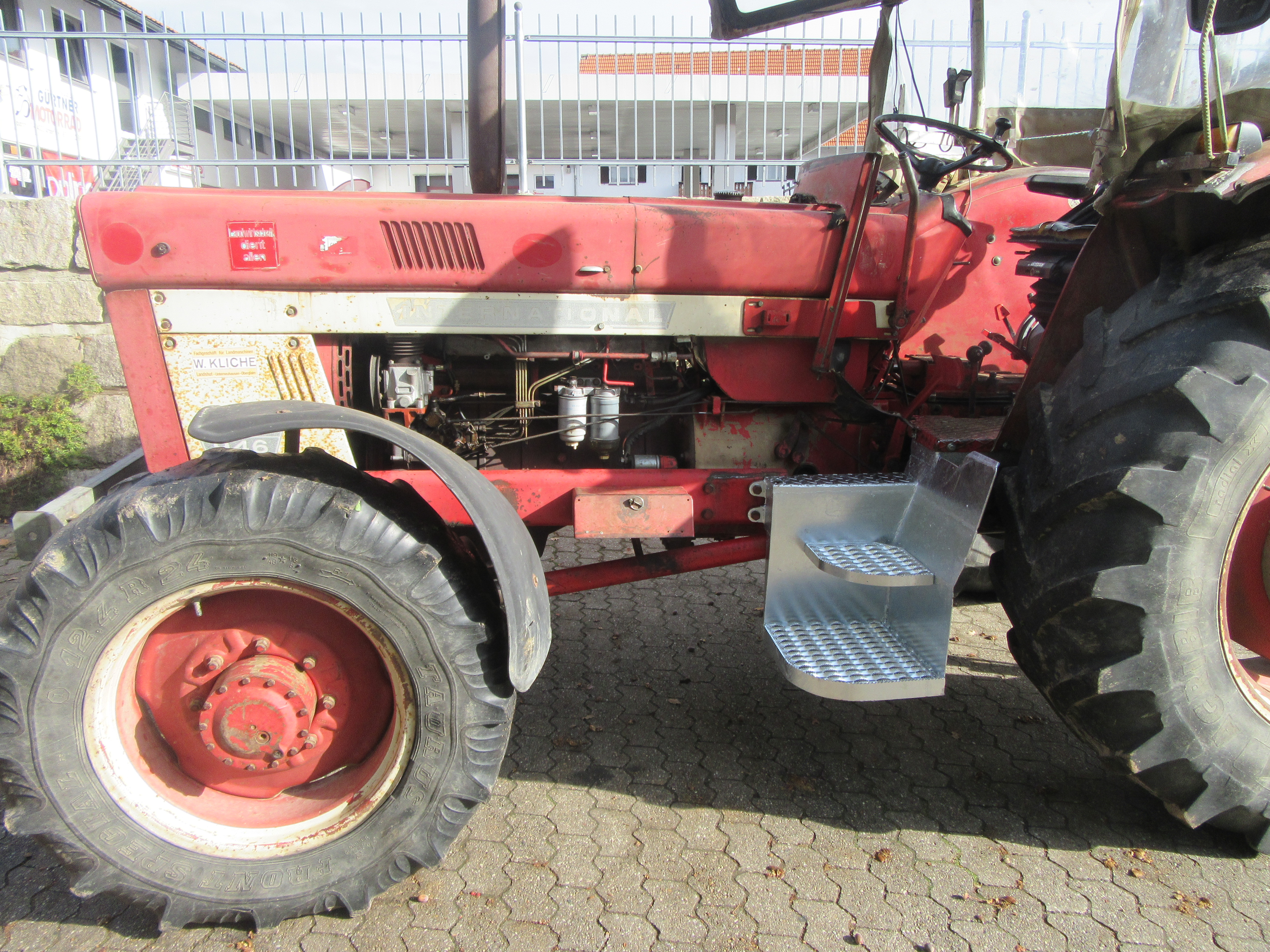 Komfortaufstieg- passend für Schlepper IHC - verschiedene Varianten zur Auswahl!